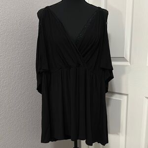 Torrid Black Cold Shoulder Top - Size 3 / 3X